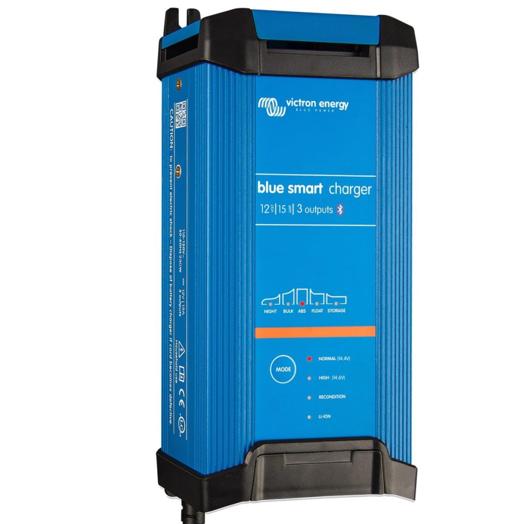 Chargeur batterie marine Victron Energy Blue Smart IP22 15A